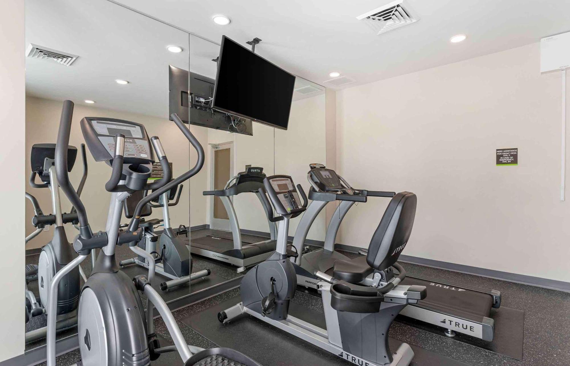 Extended Stay America Premier Suites - فريدريكسبيرغ المظهر الخارجي الصورة
